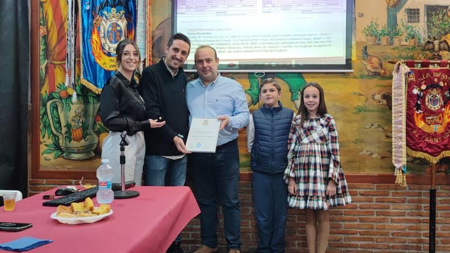 La Falla Sant Roc De Torrent Galardona Al Investigador Aitor S Nchez