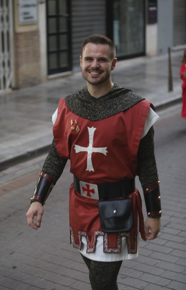 Los Moros y Cristianos de Sagunt rinden homenaje a Vicente Vayà