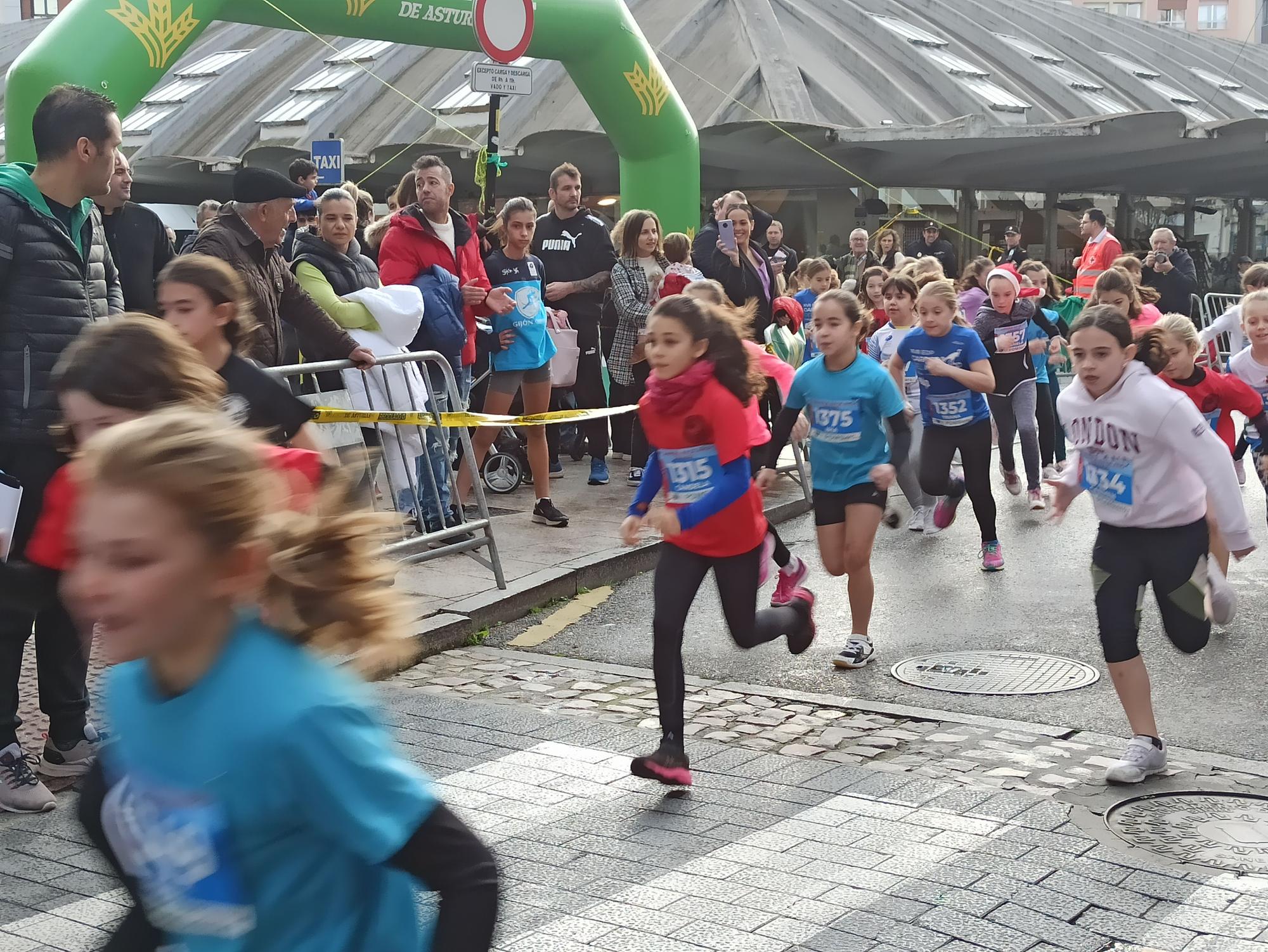 Casi 1.500 participantes disputan la carrera de Fin de Año de Pola de Siero