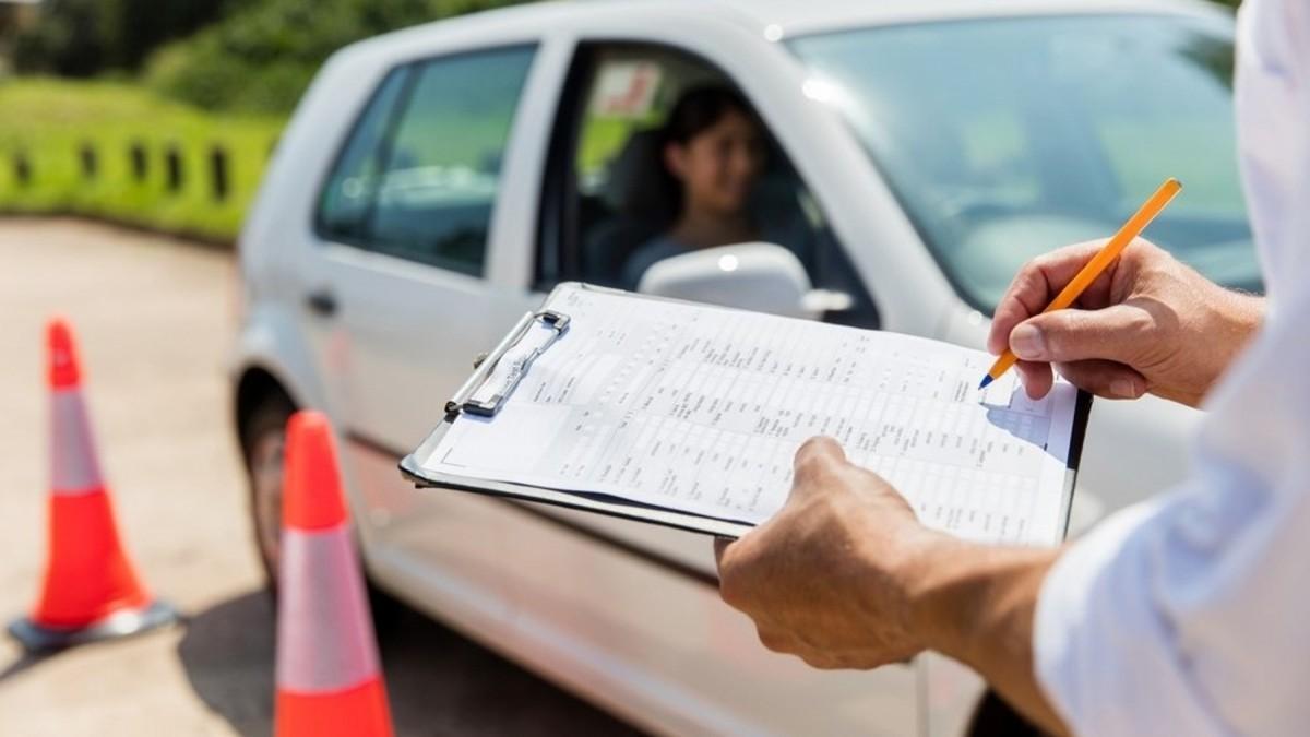 Así son los exámenes de conducir en tiempos de Covid