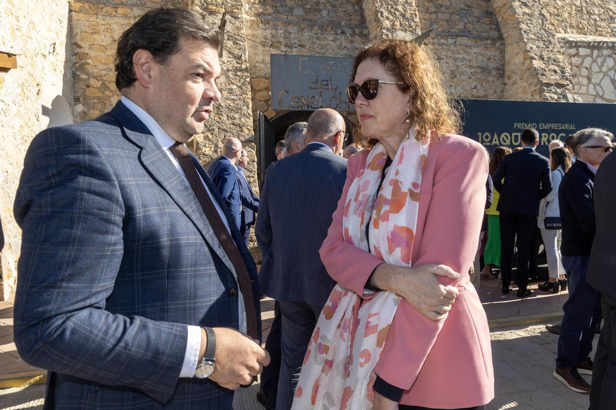Los dos próximos coordinadores generales, Vicente López y Asunción Martínez