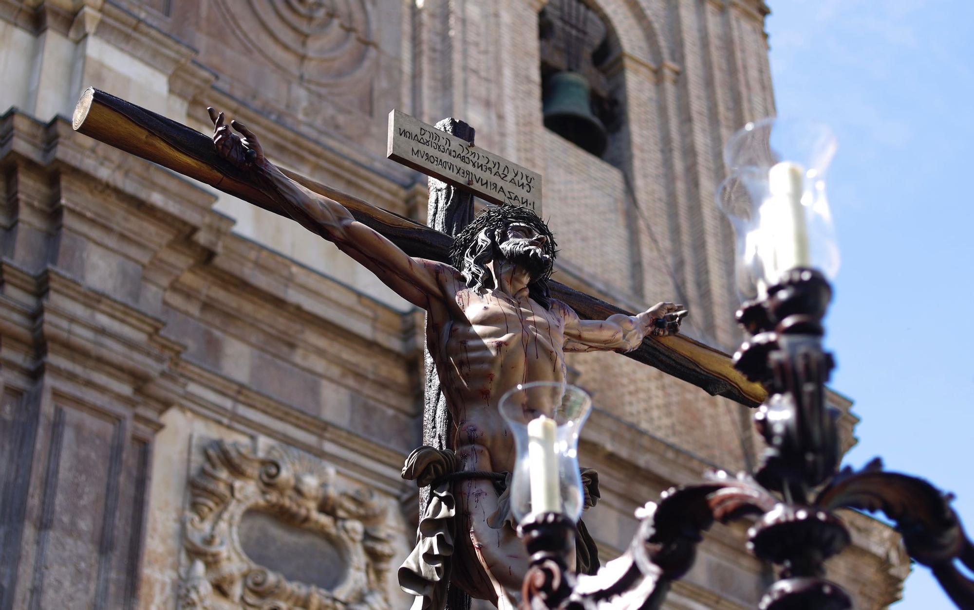 En imágenes | Procesiones del Viernes Santo en Zaragoza