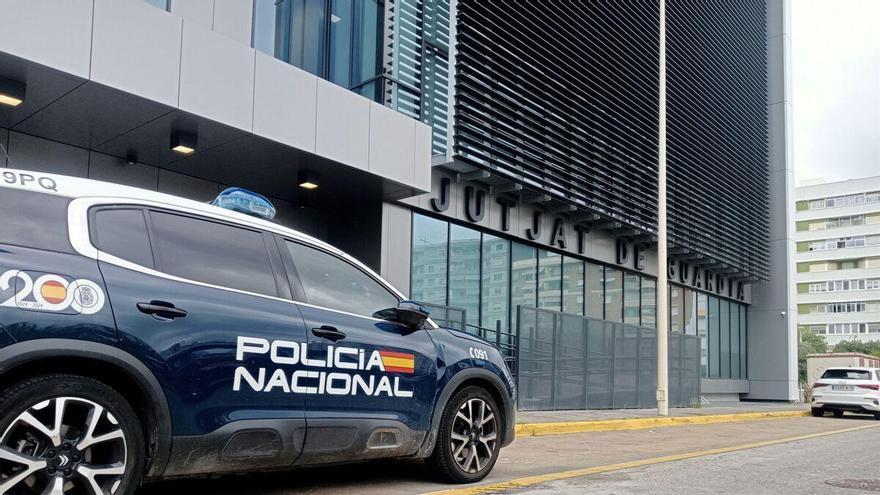 n un golpe policial a la venta de drogas al menudeo en Gandia