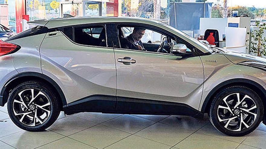 Toyota C-HR por suscripción. Olvidate del renting