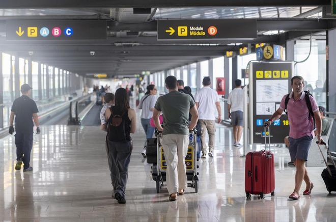 "El trato que recibimos las personas con movilidad reducida en la T4S de Barajas es lamentable"