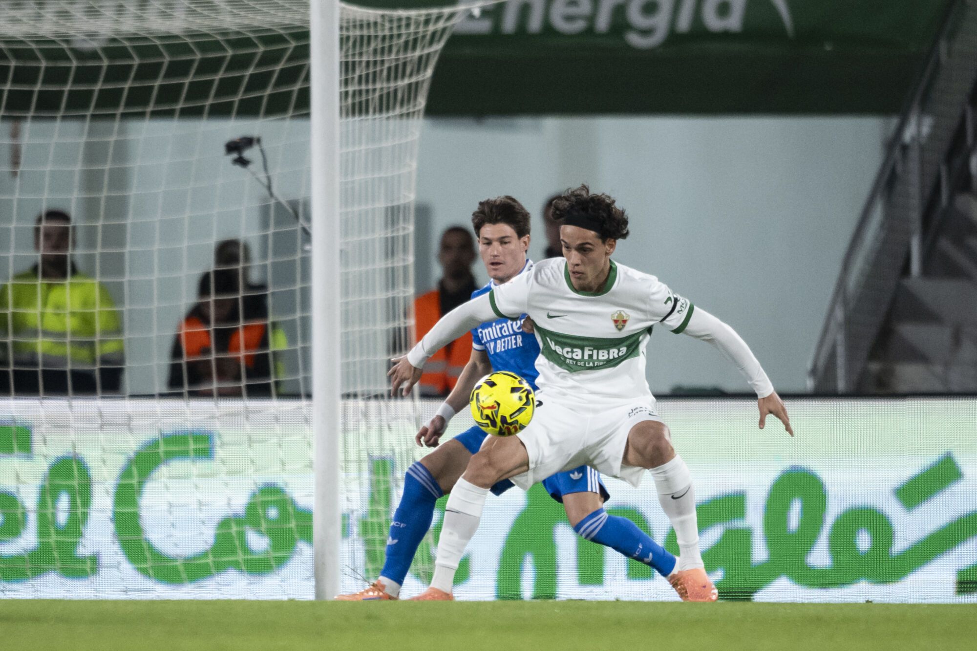 Hector Fort of Elche CF and Fran Garcia of Real Madrid CF in action during the Spanish league, La Liga EA Sports, football match played between Elche CF and Real Madrid C.F. at Manuel Martinez Valero Stadium on November 23, 2025 in Elche, Spain. AFP7 23/11/2025 ONLY FOR USE IN SPAIN. Francisco Macia / AFP7 / Europa Press;2025;SPORT;ZSPORT;SOCCER;ZSOCCER;Elche CF v Real Madrid C.F - La Liga EA Sports;