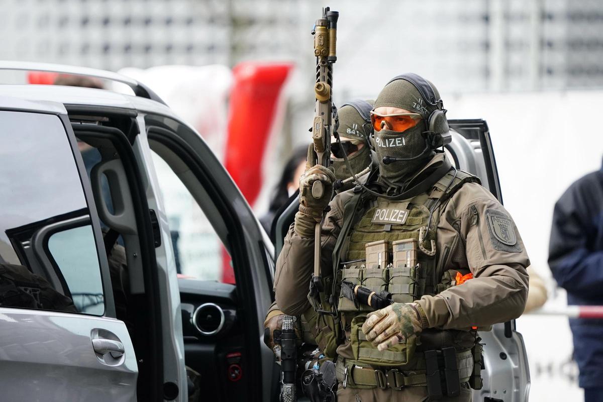 Un agente de las fuerzas especiales de la Policía alemana.