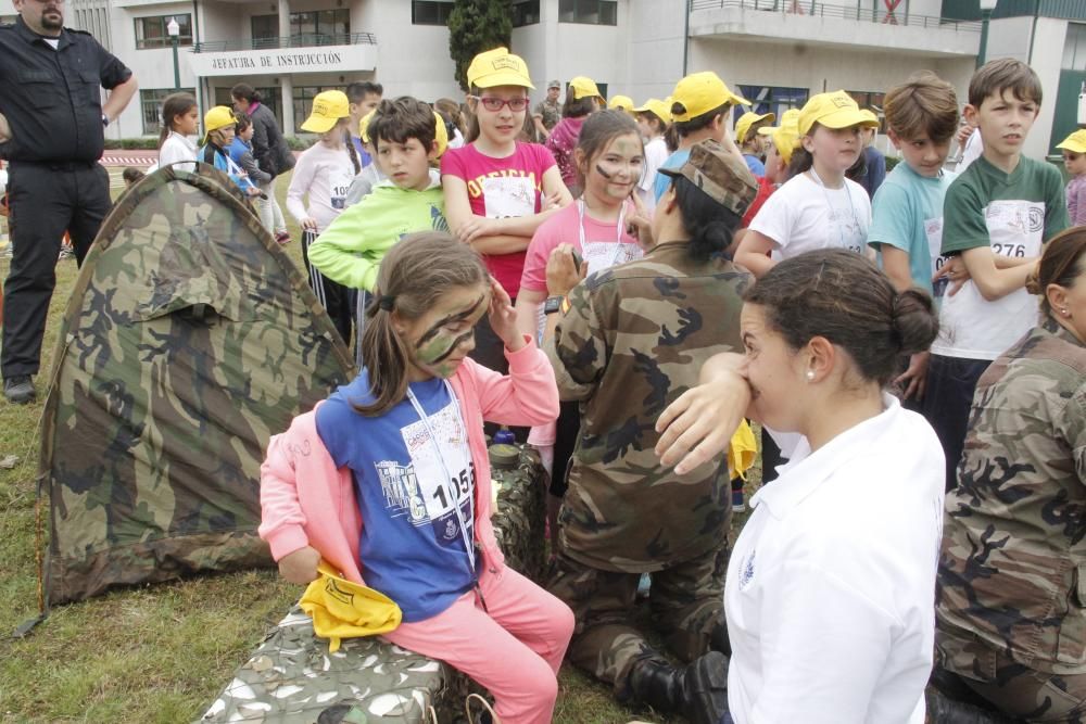 Los escolares asaltan la Escuela Naval