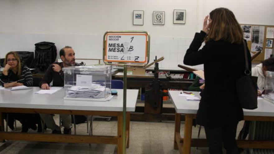 Imatge d&#039;un col·legi electoral manresà