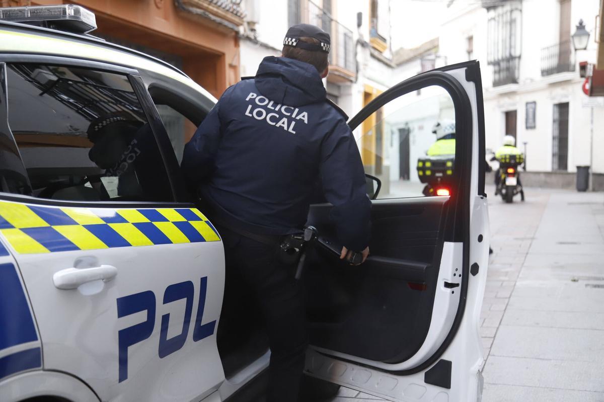 Agentes de la Policía Local de Córdoba.