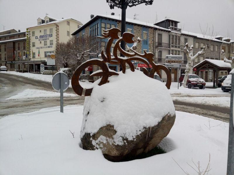 La nieve persiste en la comarca de Sanabria