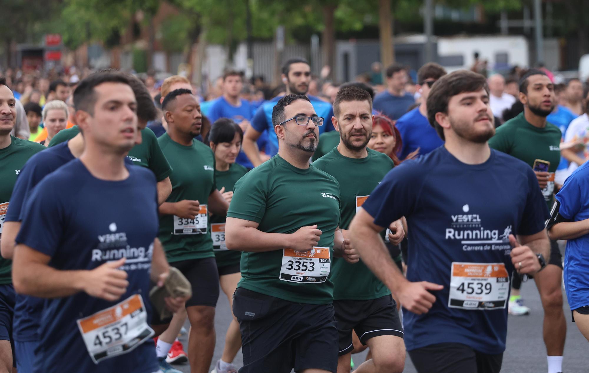 Búscate en la carrera de las empresas