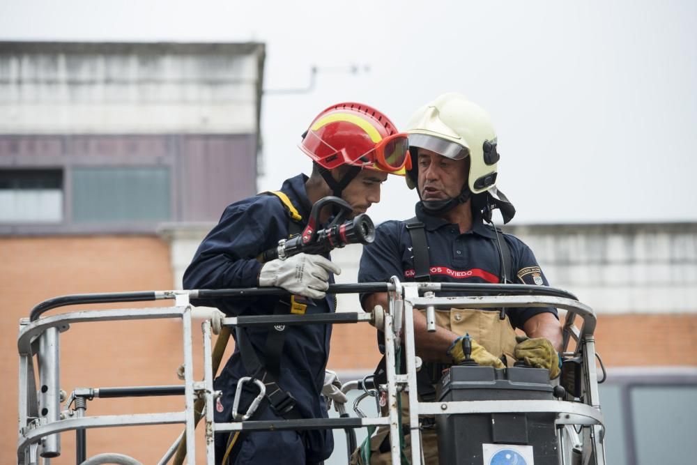 Nuevos bomberos de Oviedo