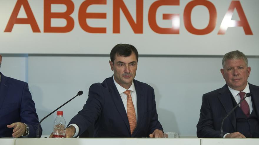 El presidente de Abengoa, Clemente Fernández, durante Junta de Accionistas Ordinaria de Abengoa a 16 de noviembre de 2021 en el Palmas Altas en Sevilla (Andalucía, España).