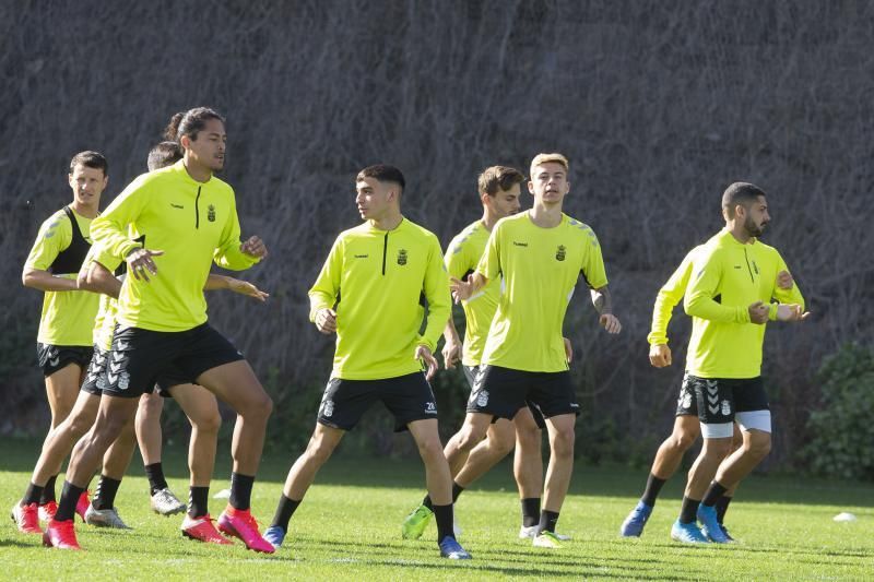 11.02.20. Las Palmas de Gran Canaria. Fútbol segunda división temporada 2019/20. Entrenamiento de la UD Las Palmas en Barranco Seco. Foto: Quique Curbelo  | 11/02/2020 | Fotógrafo: Quique Curbelo