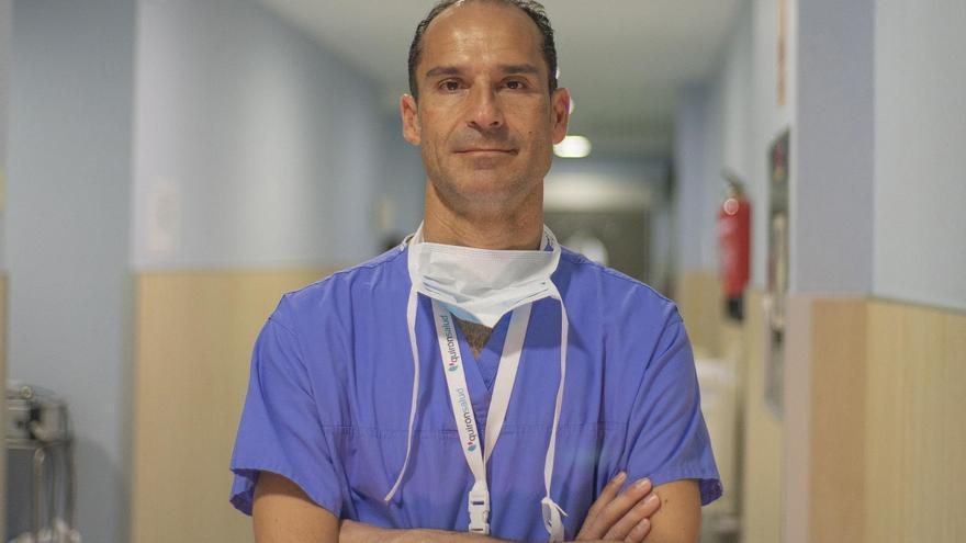 El jefe del Servicio de Cirugía General y Digestiva del Hospital Quirónsalud Málaga, el doctor César Ramírez,