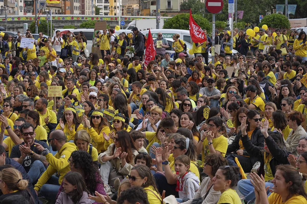 Les imatges de la protesta dels docents a la ciutat de Girona Les imatges de la protesta dels docents a la ciutat de Girona