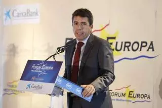 Mazón resucita el fantasma catalán a las puertas del 9 d'Octubre