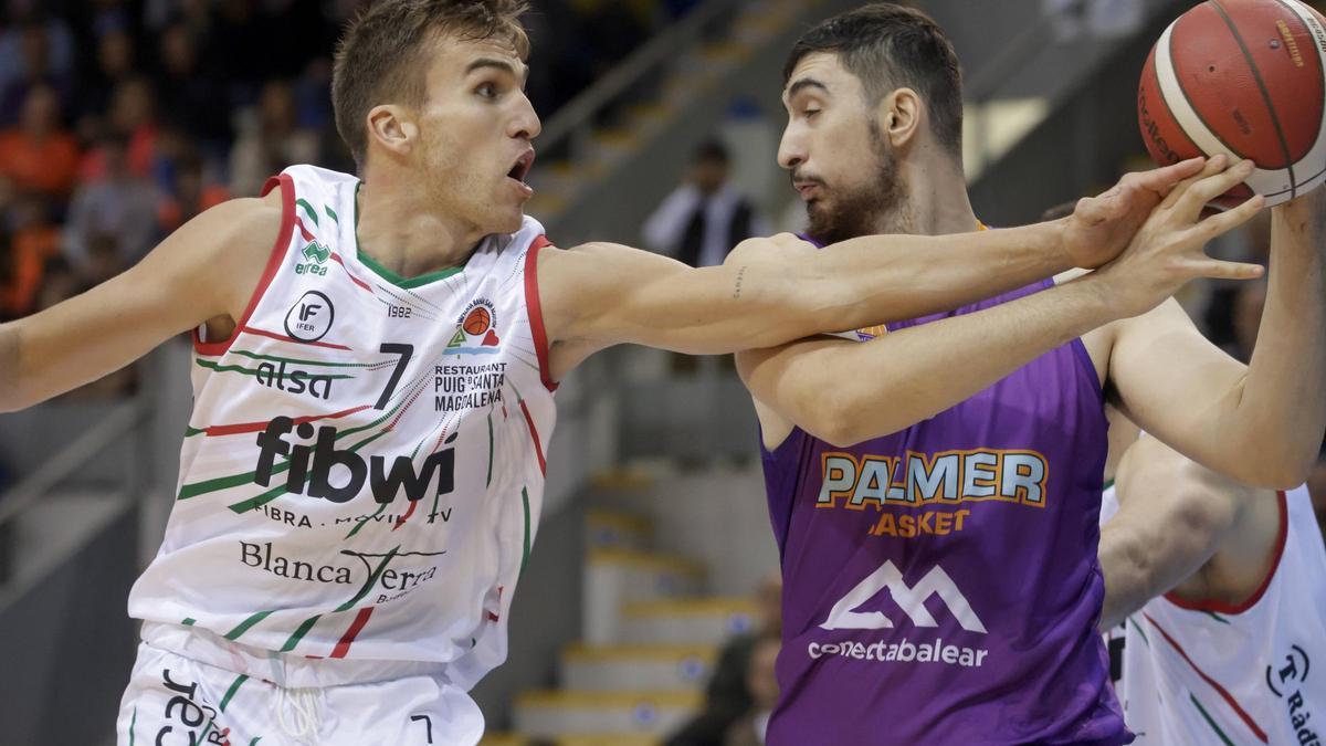 El derbi entre Palmer Basket y el Fibwi Palma, en imágenes