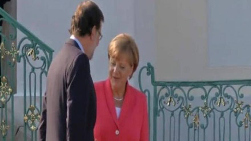 Merkel recibe a Rajoy en el castillo de Messeberg