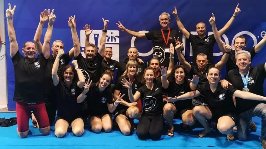 El CN Máster Murcia, bronce en el Nacional de fondo en Oviedo