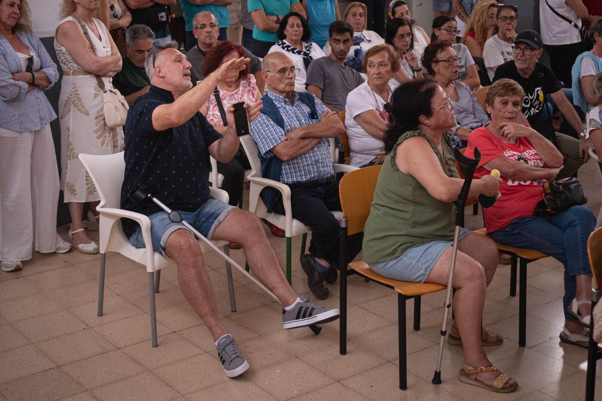Asamblea en el barrio de La Salud sobre los aparcamientos