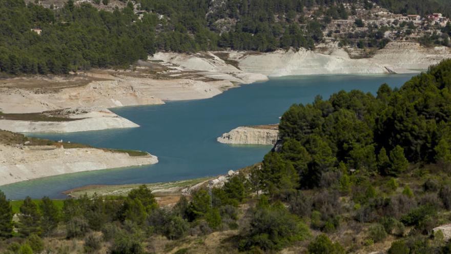 La sequía obliga a incrementar la tasa del agua en las localidades de la Marina Baixa