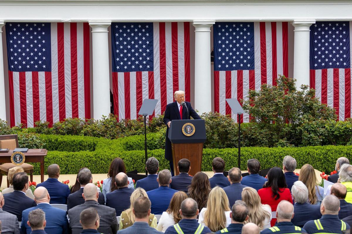 "América para los 'americans', no para los americanos" "América para los 'americans', no para los americanos"