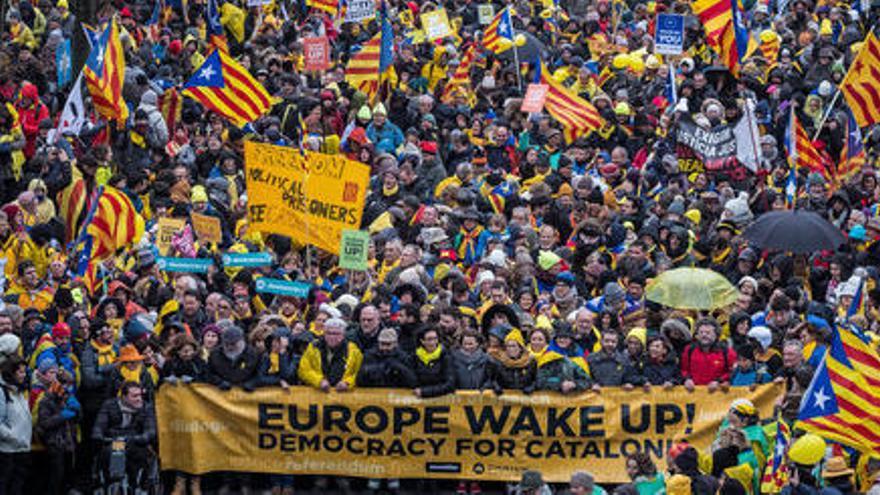 Imatge aèria de la capçalera de la manifestació de Brussel·les