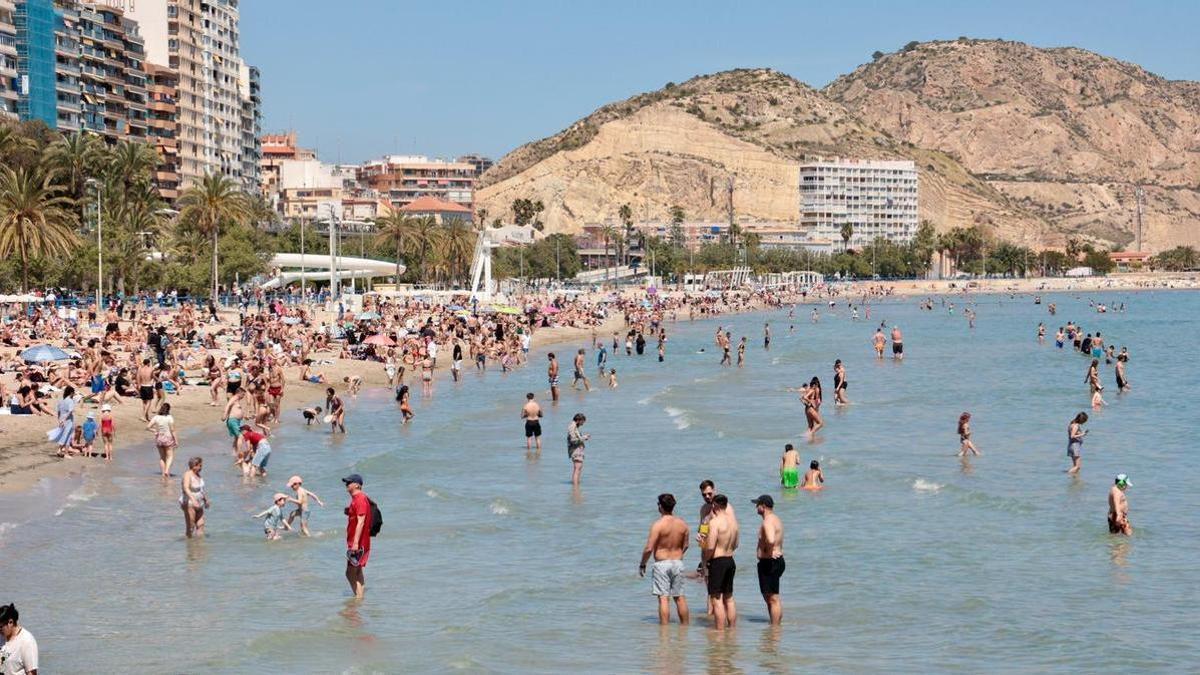 Tiempo de verano en pleno abril en Alicante