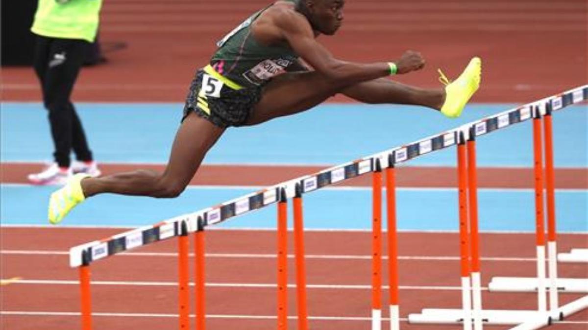 El atleta estadounidense Grant Holloway, durante las semifinales de los 60 metros vallas de la Reunión Internacional de Atletismo Villa de Madrid 2021