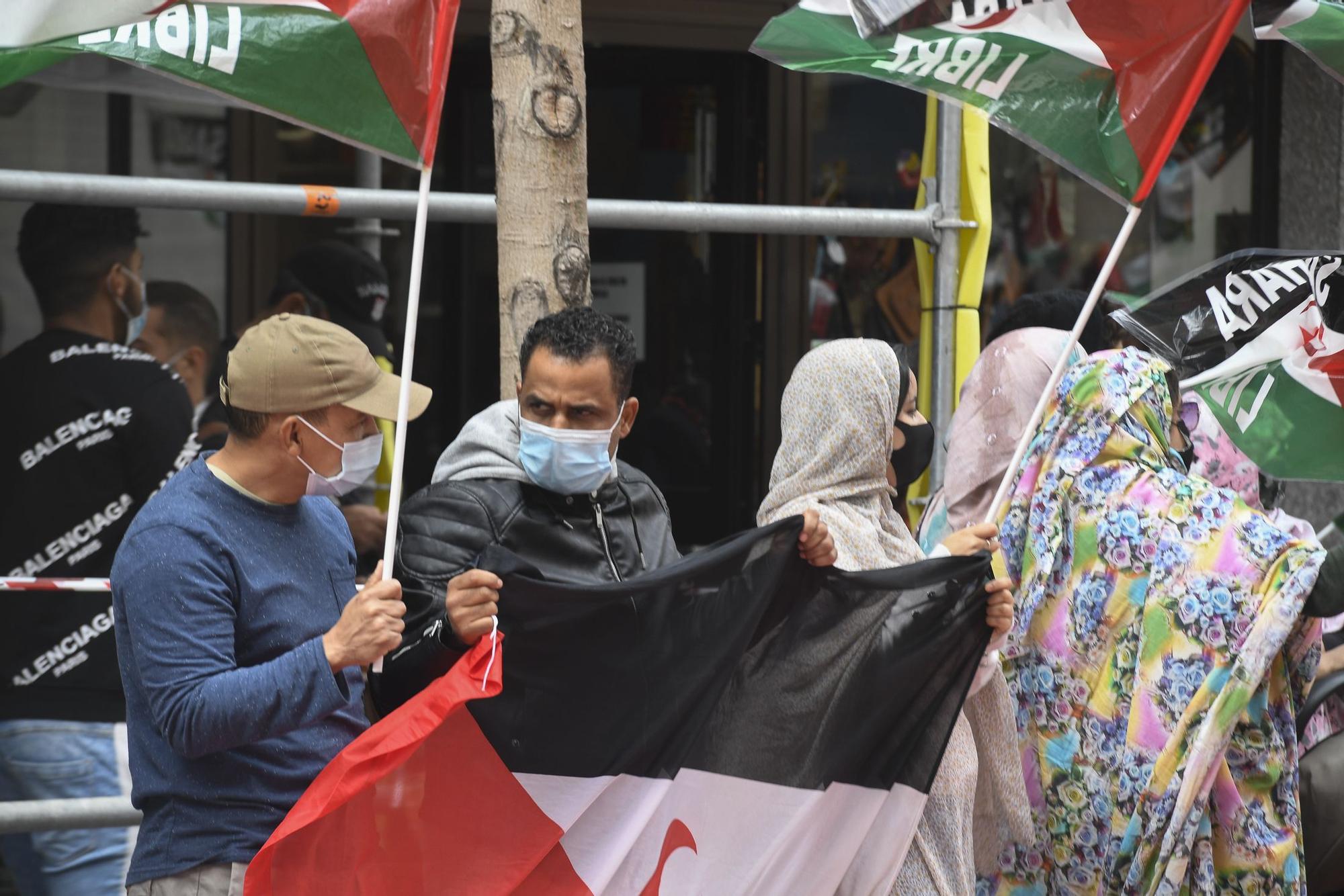 Manifestación de saharauis frente al Consulado de Marruecos