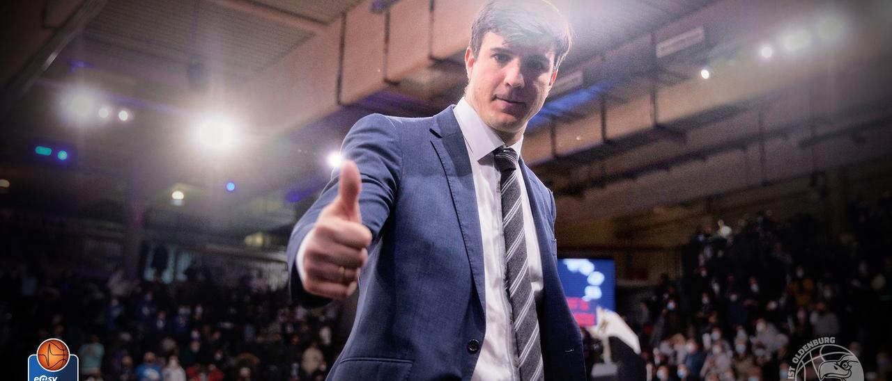 Pedro Calles durante un partido de la liga alemana de baloncesto.