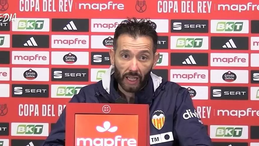 Carlos Corberán entrenador del Valencia CF habla tras el partido de Copa del Rey : "Cuando el equipo quiere conseguir algo es capaz de hacerlo"
