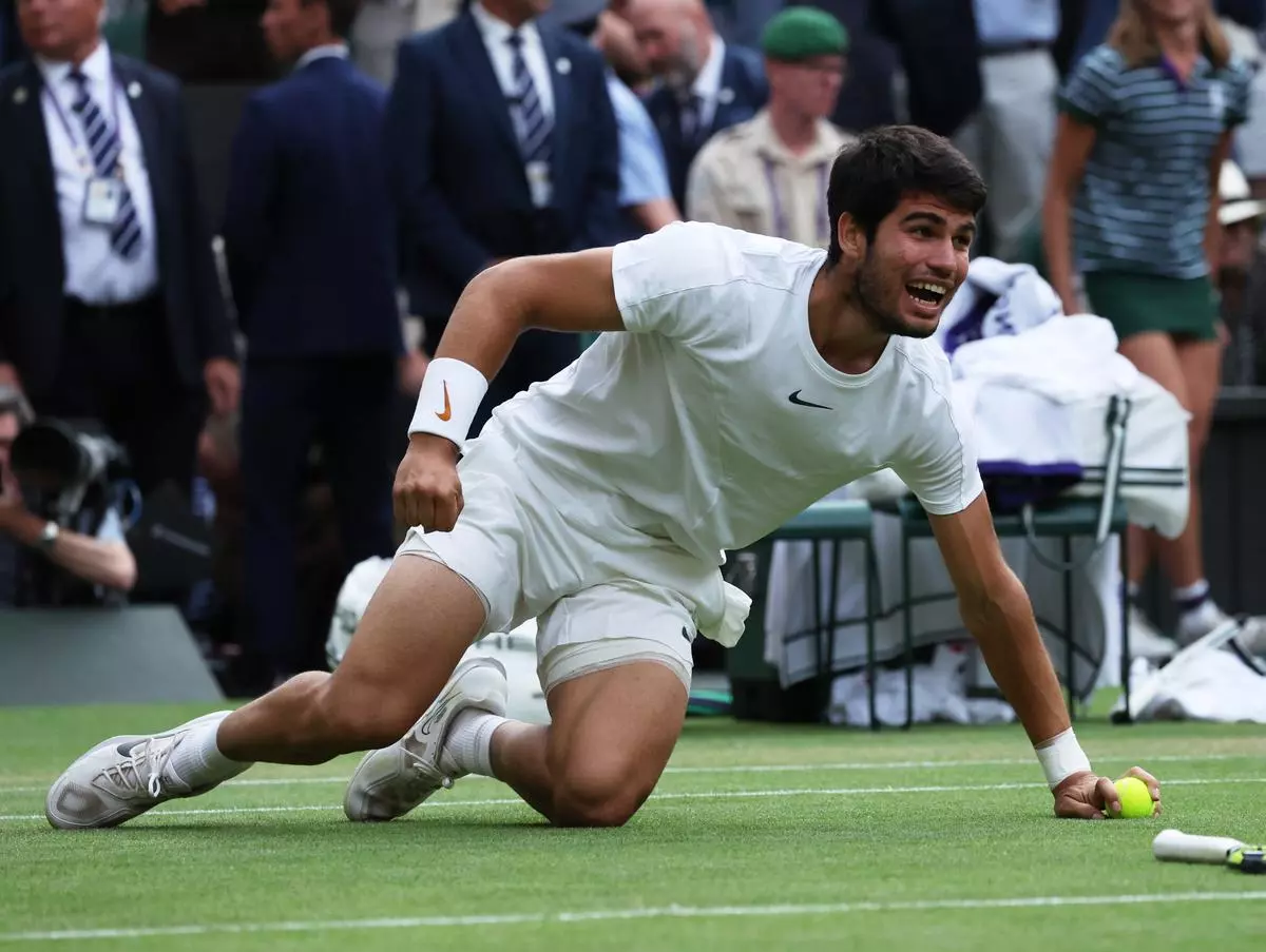 La victoria de Alcaraz en Wimbledon, en imágenes.