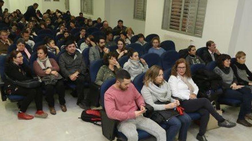 La Escola d&#039;Adults de Sant Antoni pide más docentes para dar más clases