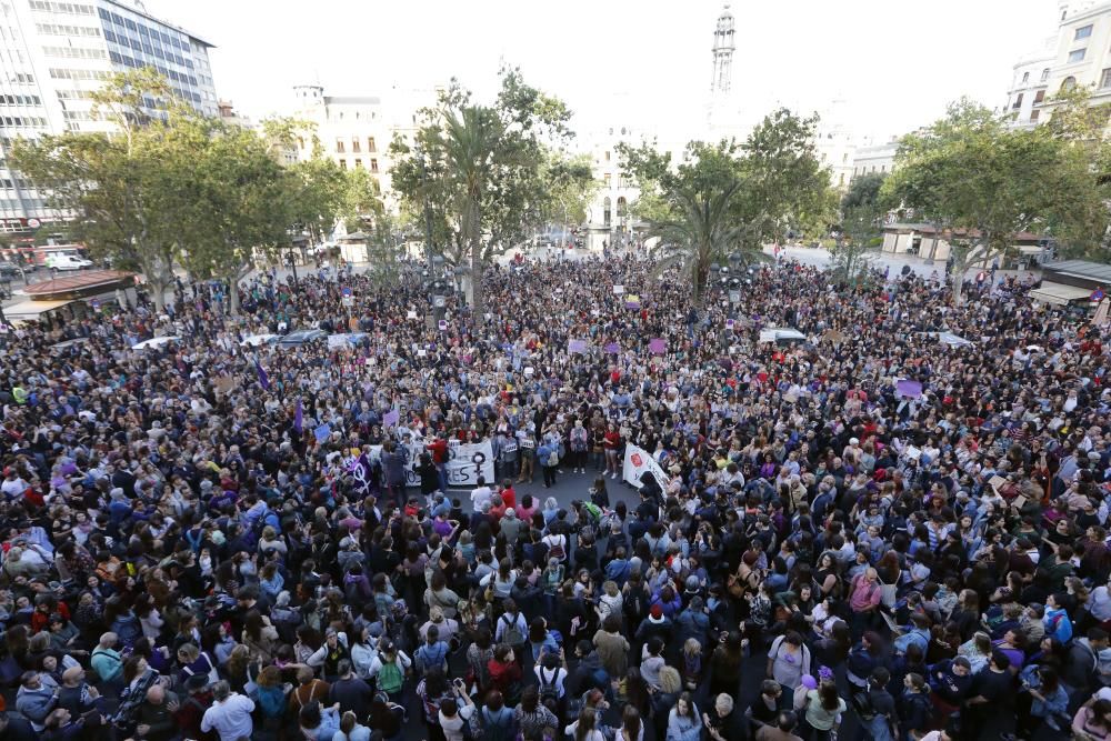 Marcha en València en protesta por la sentencia de 'La Manada'