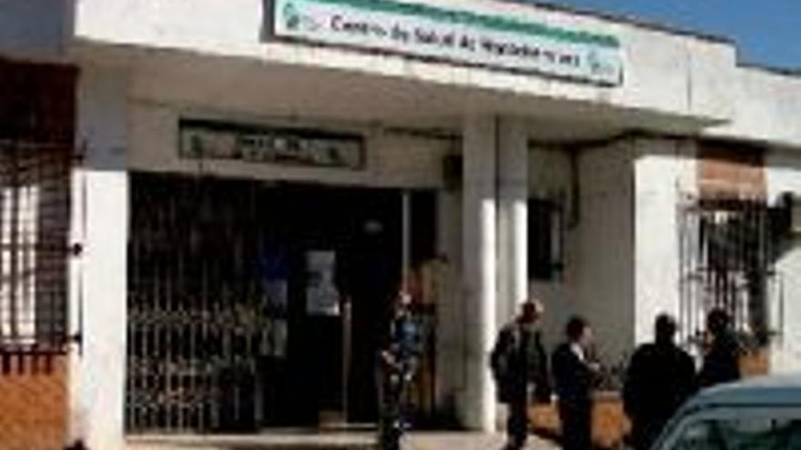 Montehermoso urge personal para su consultorio médico