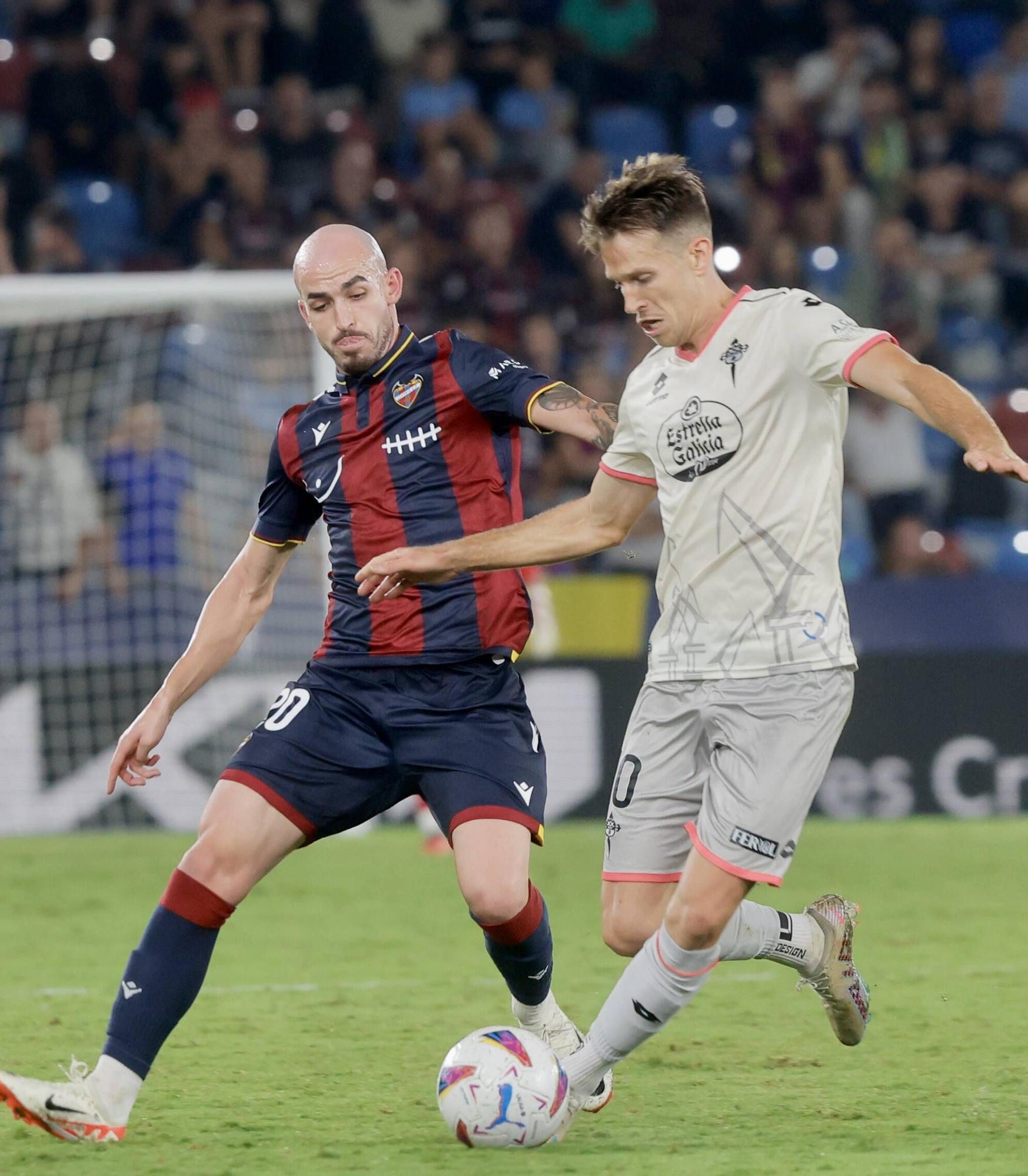 El Levante - Racing de Ferrol (1-0), en imágenes