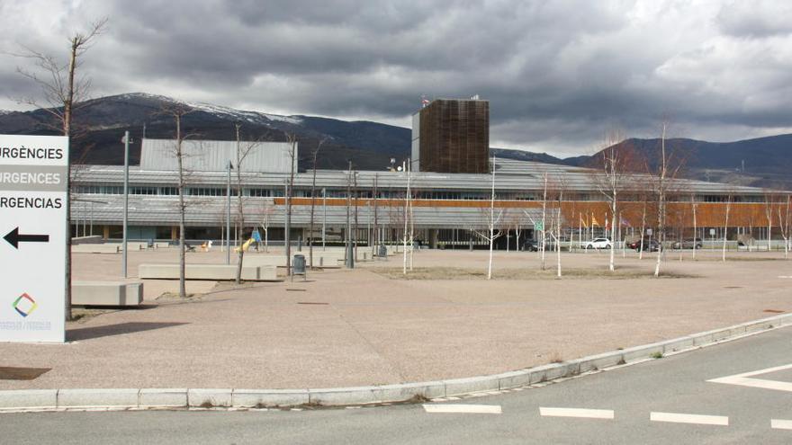 Exterior de l&#039;edifici de l&#039;Hospital de Cerdanya |