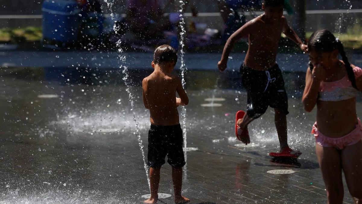 Uno de cada tres niños no puede irse de vacaciones en verano.