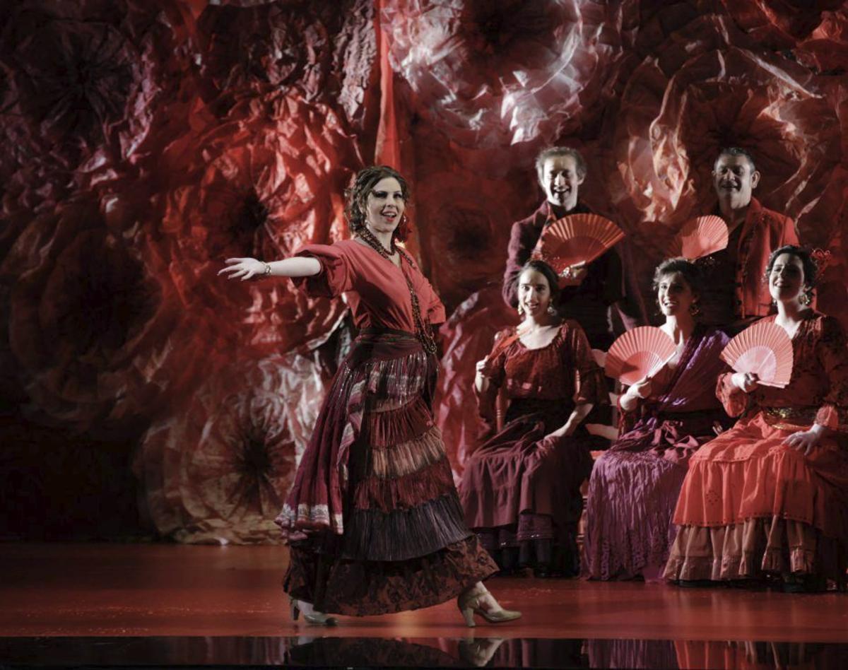 Ensayo general de  «El gitano por amor», en el Campoamor. | FERNANDO RODRÍGUEZ