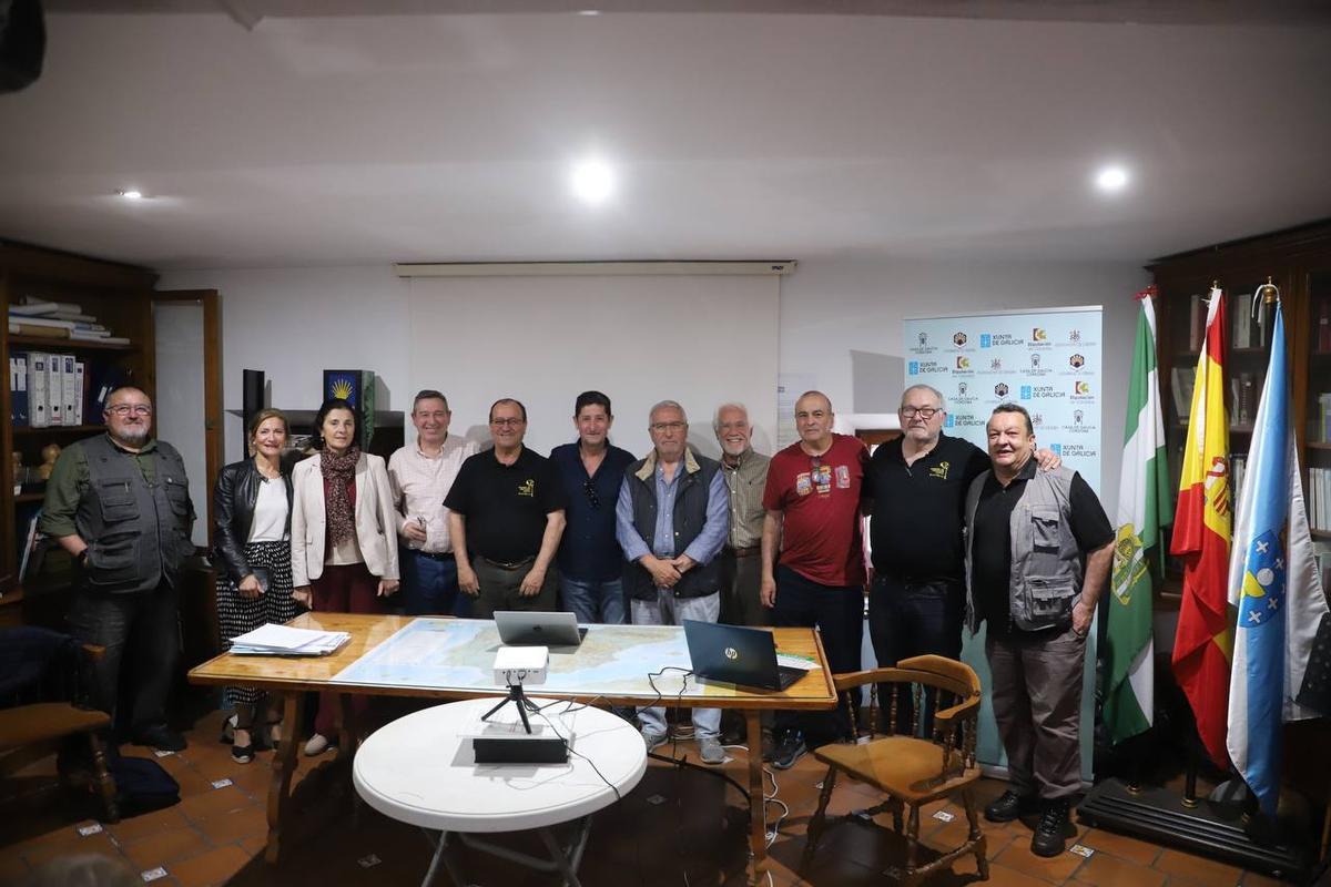 Imagen de la nueva junta directiva de la asociación del Camino Mozárabe.