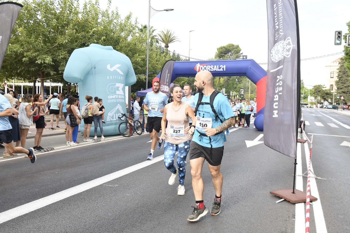 La carrera y marcha Solidaria Asteamur, en imágenes