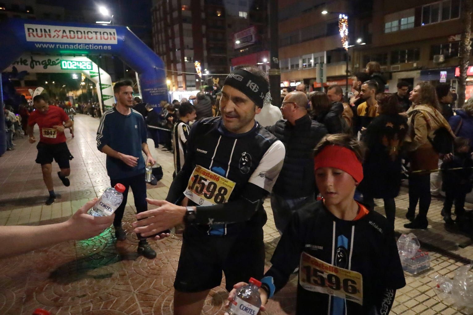 Galería | Castelló despide el año corriendo la San Silvestre: ¡busca tu foto!