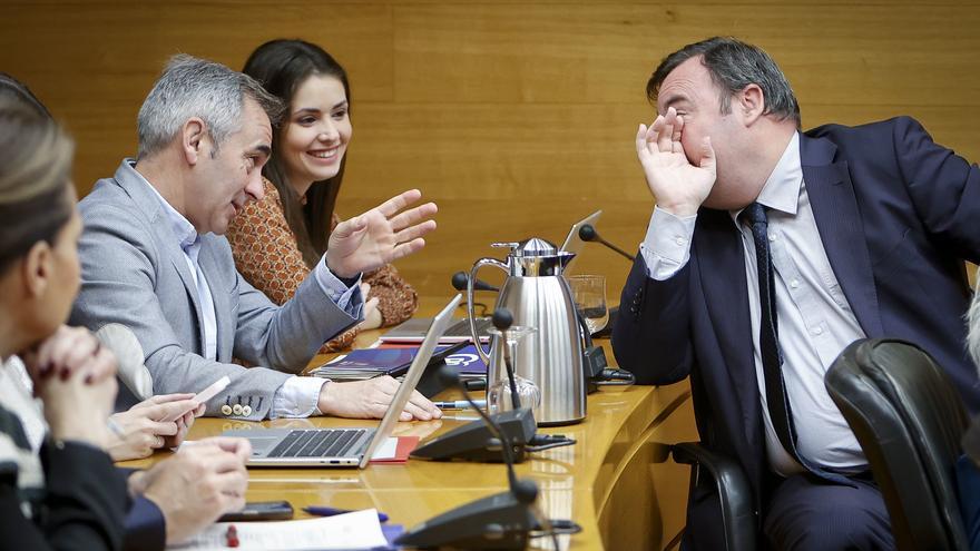 La izquierda agita la ley de Concordia para escorar al PP y vincularlo a Vox