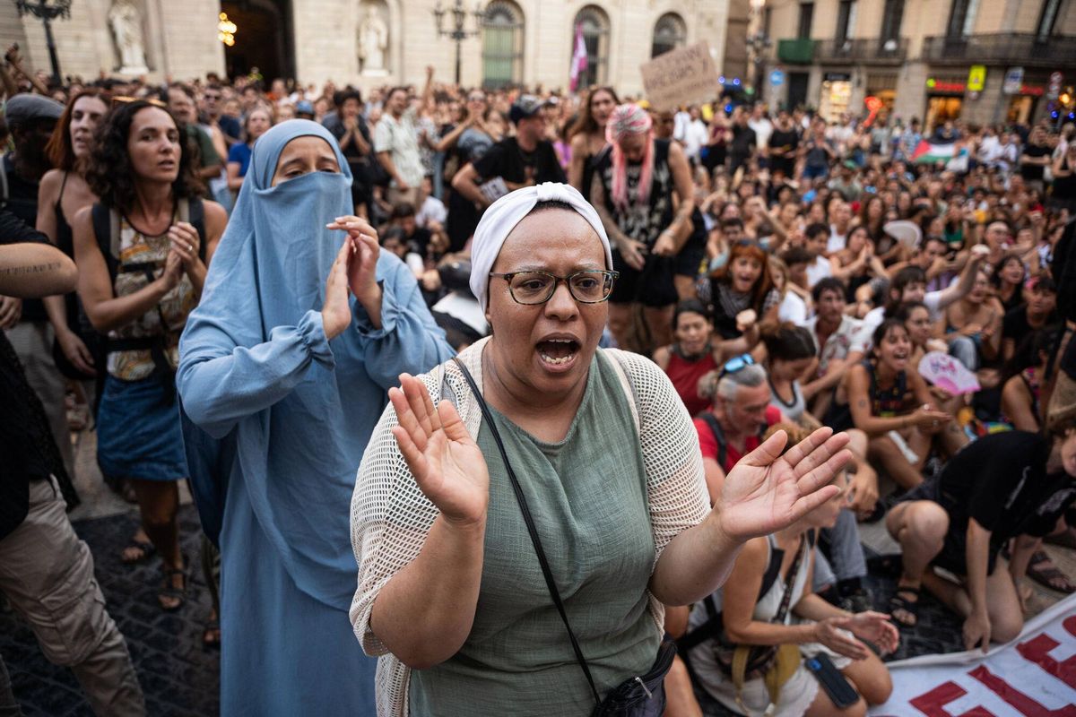 Manifestación antiracista y antifascista en Barcelona después de lo sucedido en Torre Pacheco y del auge de la extrema derecha. 