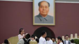 Retratdo de Mao Zedong en la plaza de Tiananmen, este lunes en Pekín.