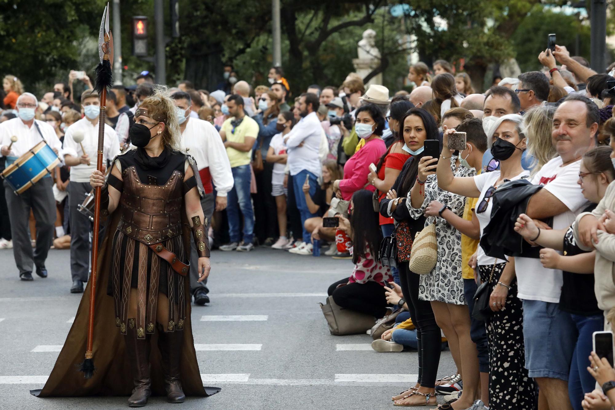 Las fotos del desfile de Moros y Cristianos en València