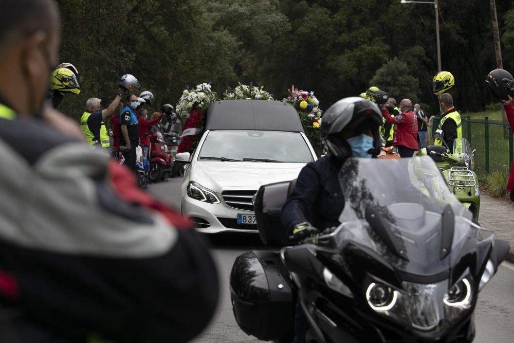 Funeral y despedida motera de Bernard Marcos, el mecánico fallecido en Llanes en un fatal accidente